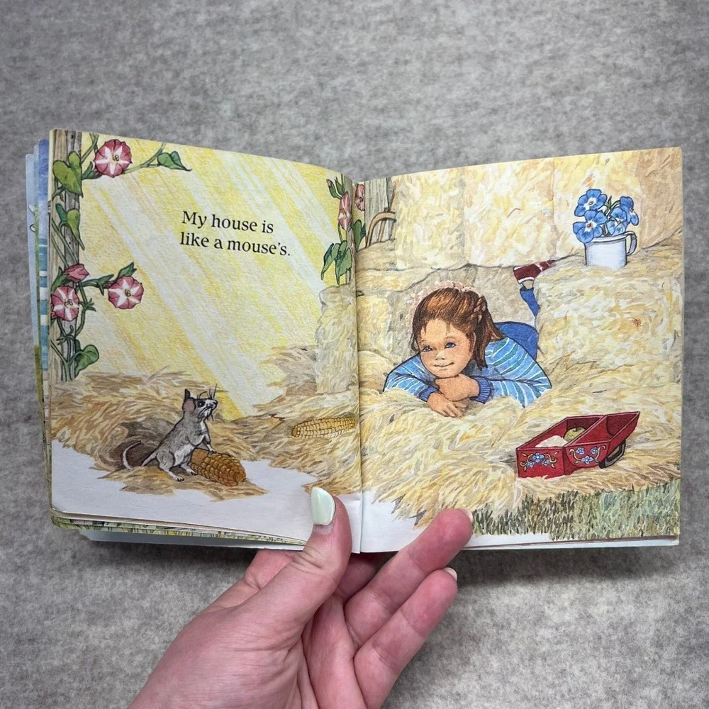 Golden Books I Can Fly Childrens Book OS Blue Good 1981 Jan‎ Brett Illustration